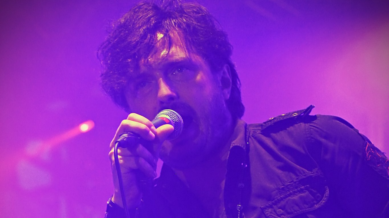 Piotr Cugowski zaprasza do łódzkiego Muzycznego