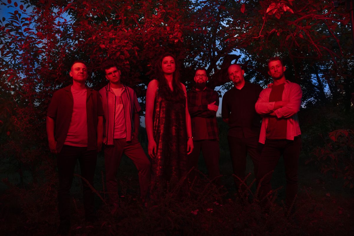 [ROZMOWA] OREADA o płycie „Jesteśmy tu tylko na chwilę” – wywiad o muzyce, naturze i koncertach