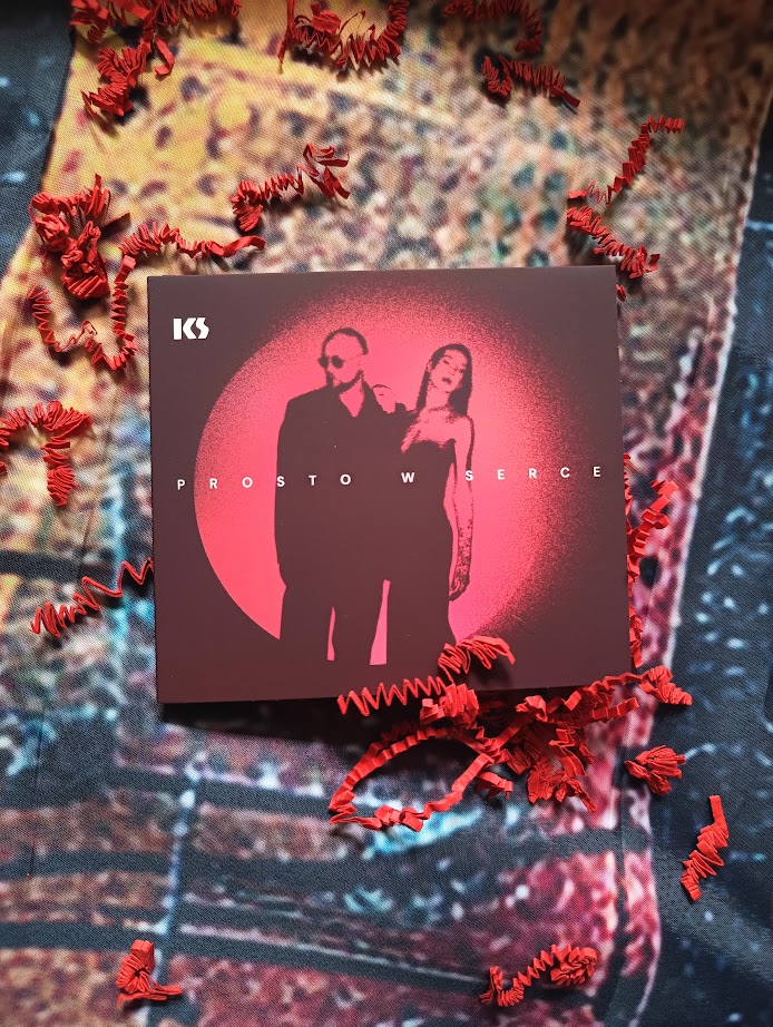 [MOIM ZDANIEM] Kozyrska x Sieczak – „Prosto w Serce”. Alt-pop, który trafia naprawdę w punkt