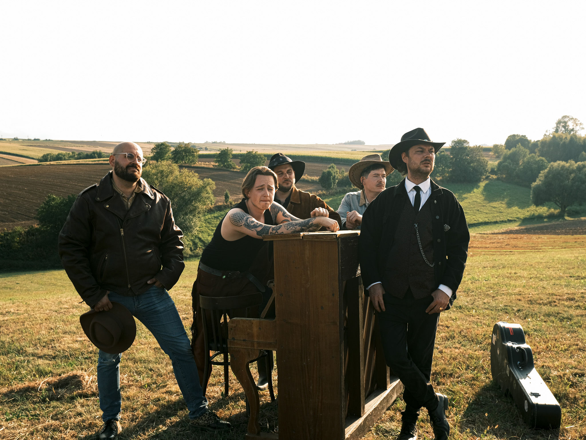 Super Momenty i „Zanim zajdzie słońce” – zespół, który mówi po ludzku o ważnych sprawach